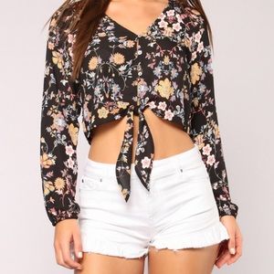 FLORAL LONG SLEEVE BLOUSE